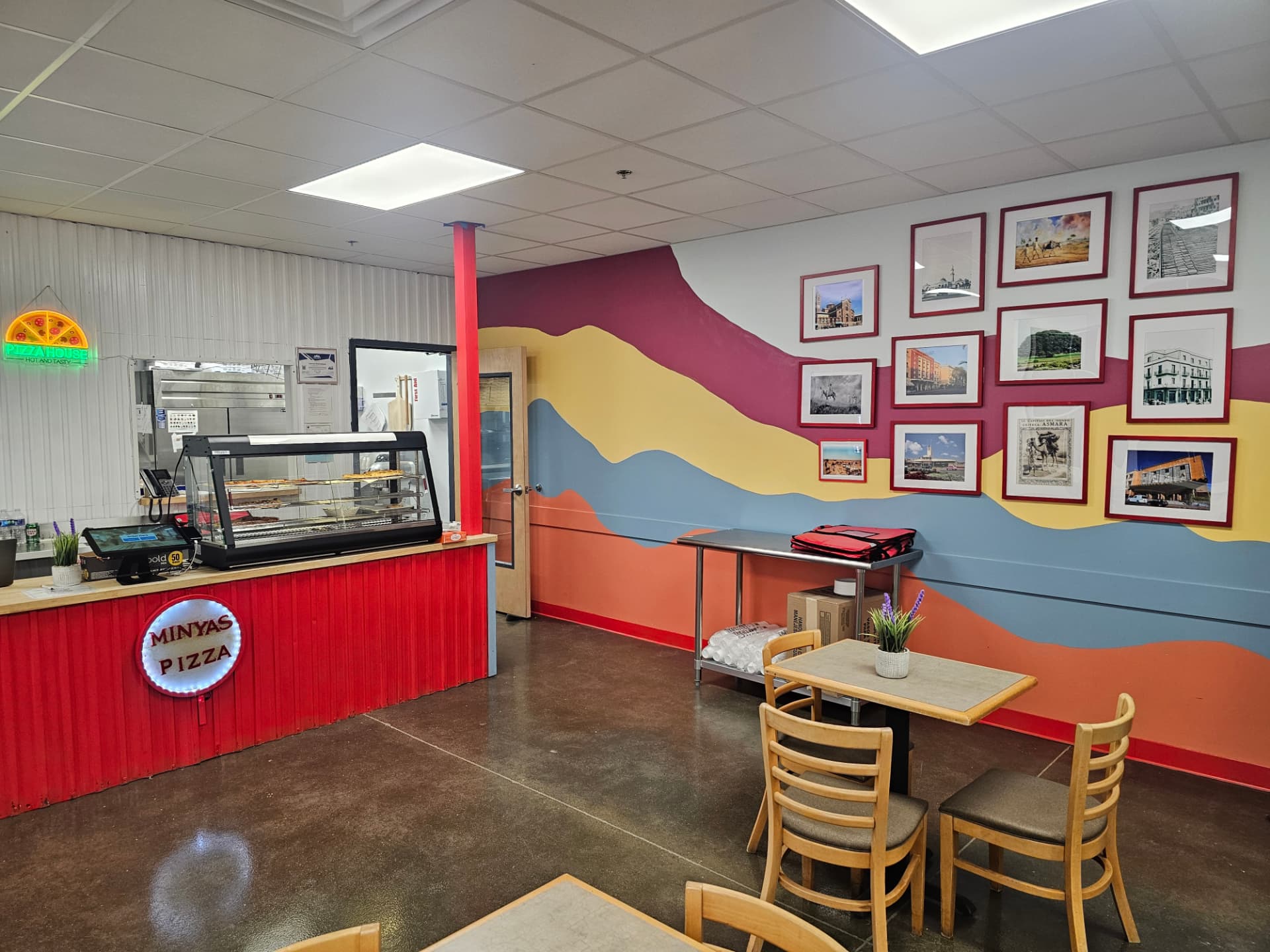 Minya's Pizza